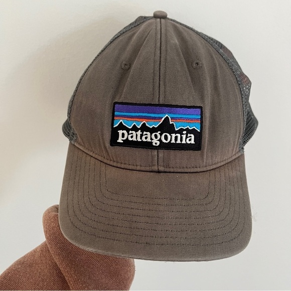 Patagonia Other - VTG Patagonia Mesh Canvas Patch Sunset Mountains Logo Trucker Camp Hat *I9